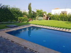 Villa de luxe à vendre à Plage des Nations Rabat Maroc