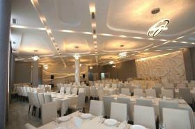 Restaurant à vendre à Tbilissi, Géorgie, en face de la station de métro