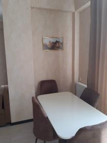 Appartement à Tbilissi dans un bâtiment nouvellement construit