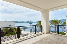 Appartement de luxe dans le complexe du club Porto Montenegro