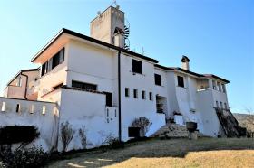 Propriété historique Tenuta San Vincenzo à vendre
