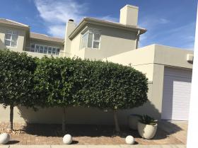 Propriété du Cap à vendre dans un emplacement privilégié