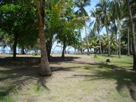 Terrain à vendre - plage isolé et vue sur l'océan