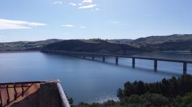 Villa avec vue unique sur Lac Guardialfiera