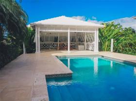 Villa Aurora, une retraite privée à Lyford Cay, Nassau, Bahamas