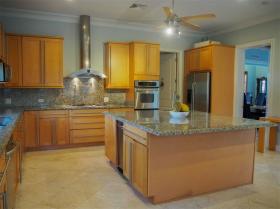 Villa Aurora, une retraite privée à Lyford Cay, Nassau, Bahamas