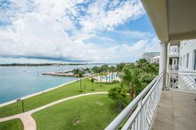 Condominium de luxe à Ocean Club Paradise Residence aux Bahamas