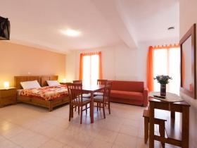 Hôtel à louer à Kleitoria-Kalavryta