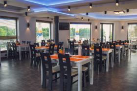 À vendre petit parc d'attractions avec restaurant à usage commercial