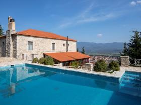 Petit hôtel traditionnel haut de gamme en Grèce à vendre