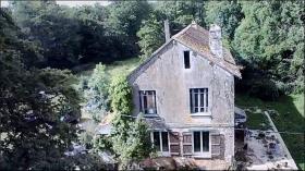 Propriété rurale à 80 km de Paris sur un terrain de 4.7 ha
