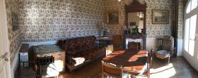 Maison bourgeoise avec terrains constructibles et 118 m2 de dépendances