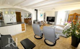A vendre Villa 6 pièces large vue mer à Saint Raphaël