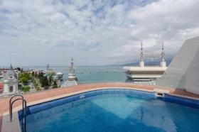 Appartement de luxe avec vue sur la mer dans le centre de Batoumi