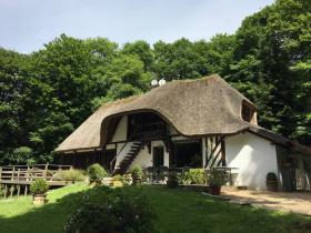 A vendre Chaumière Normande avec dépendance