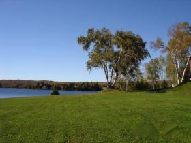 Magnifique maison sur un grand lac au Québec Canada