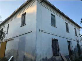 Maison de campagne à vendre à Loreto Aprutino Abruzzes, Italie
