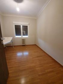 Appartement entièrement rénové situé près de l'Acropole