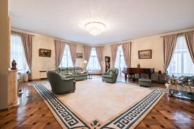 Luxueux appartement de 4 pièces dans le centre de Moscou