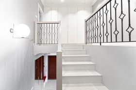 Bel appartement de 4 chambres à Cracovie avec terrasse sur le toit 90m2