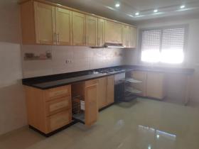 Appartement dans une villa haut standing à vendre