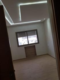 Appartement dans une villa haut standing à vendre